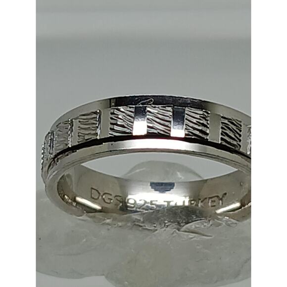 Vintage DGS Sterling Silver Diamond-cut Spinner Ring Size 7 - Picture 3 of 3